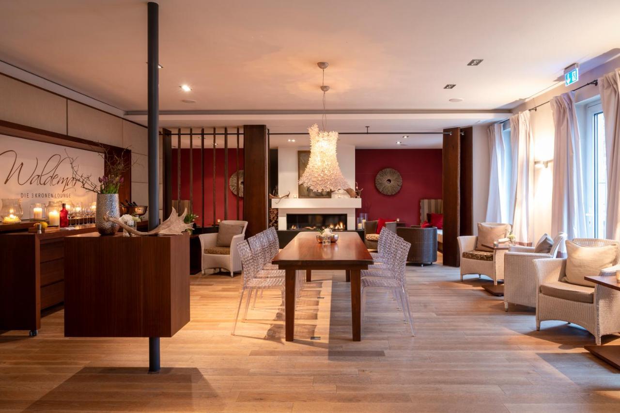 Landhotel 3Kronen Adelsdorf Kültér fotó