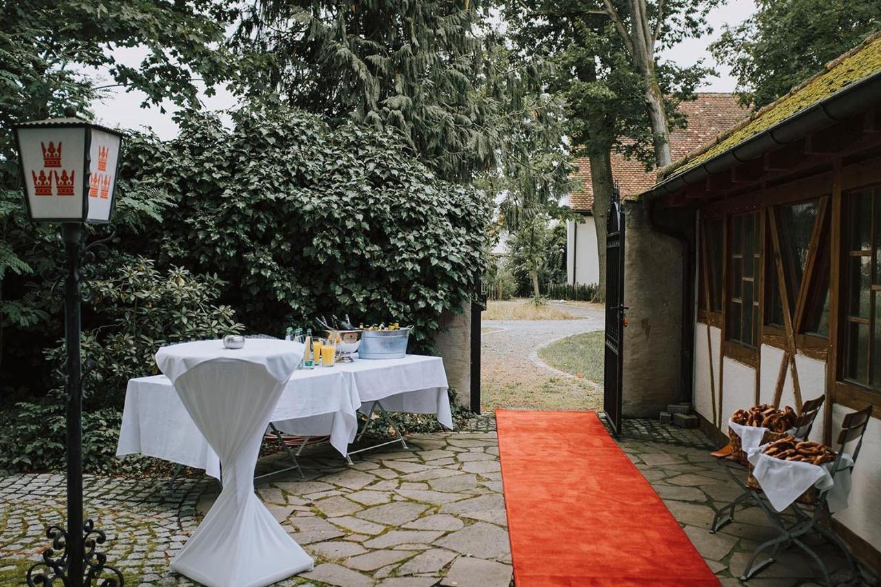 Landhotel 3Kronen Adelsdorf Kültér fotó