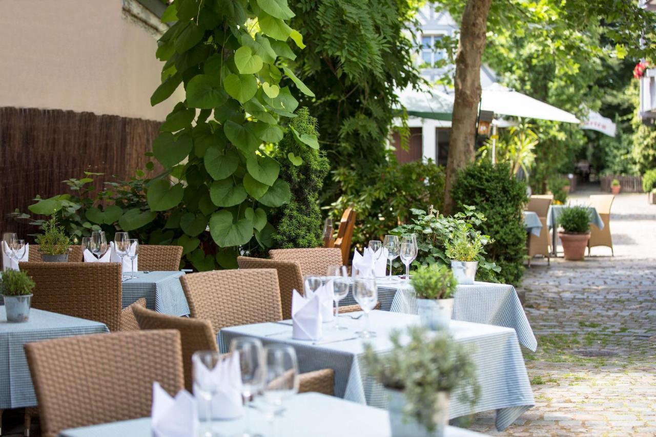 Landhotel 3Kronen Adelsdorf Kültér fotó