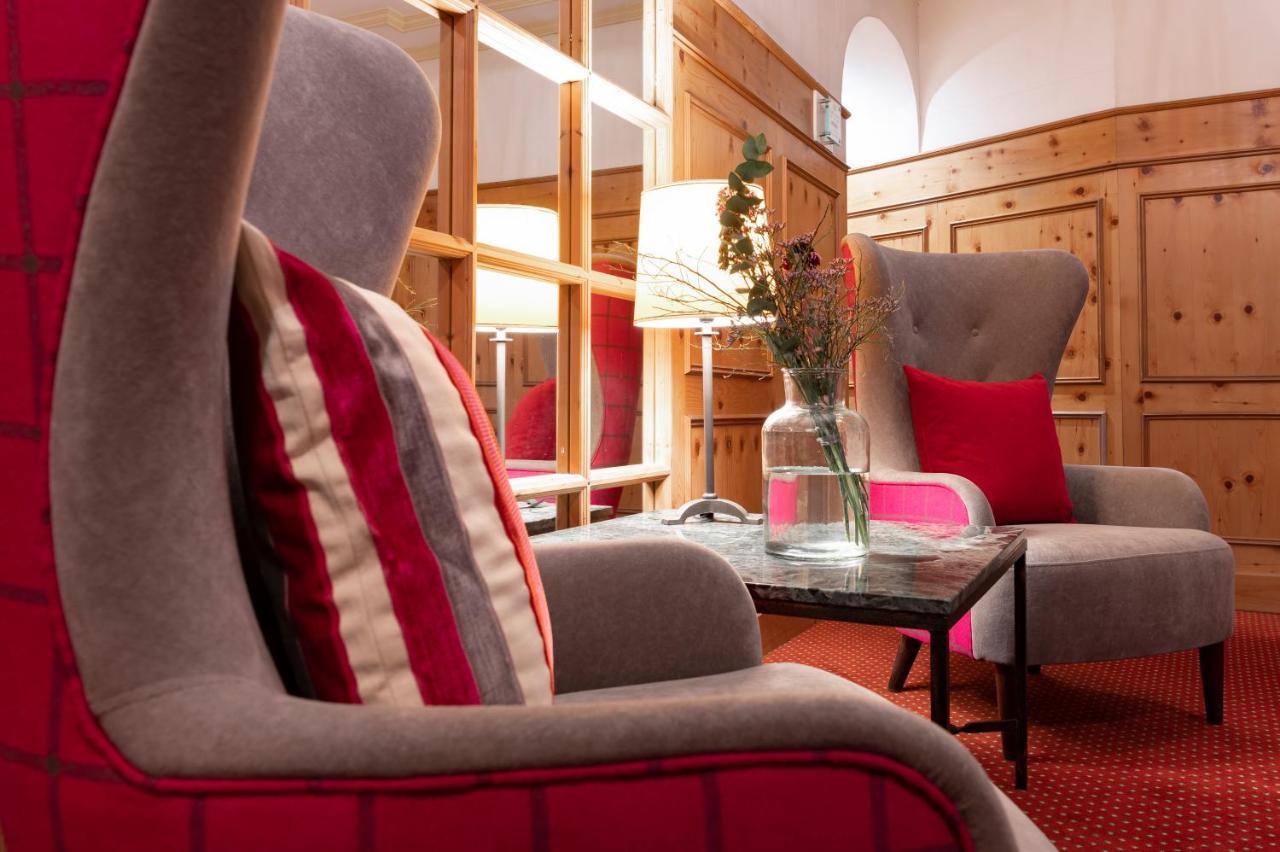 Landhotel 3Kronen Adelsdorf Kültér fotó