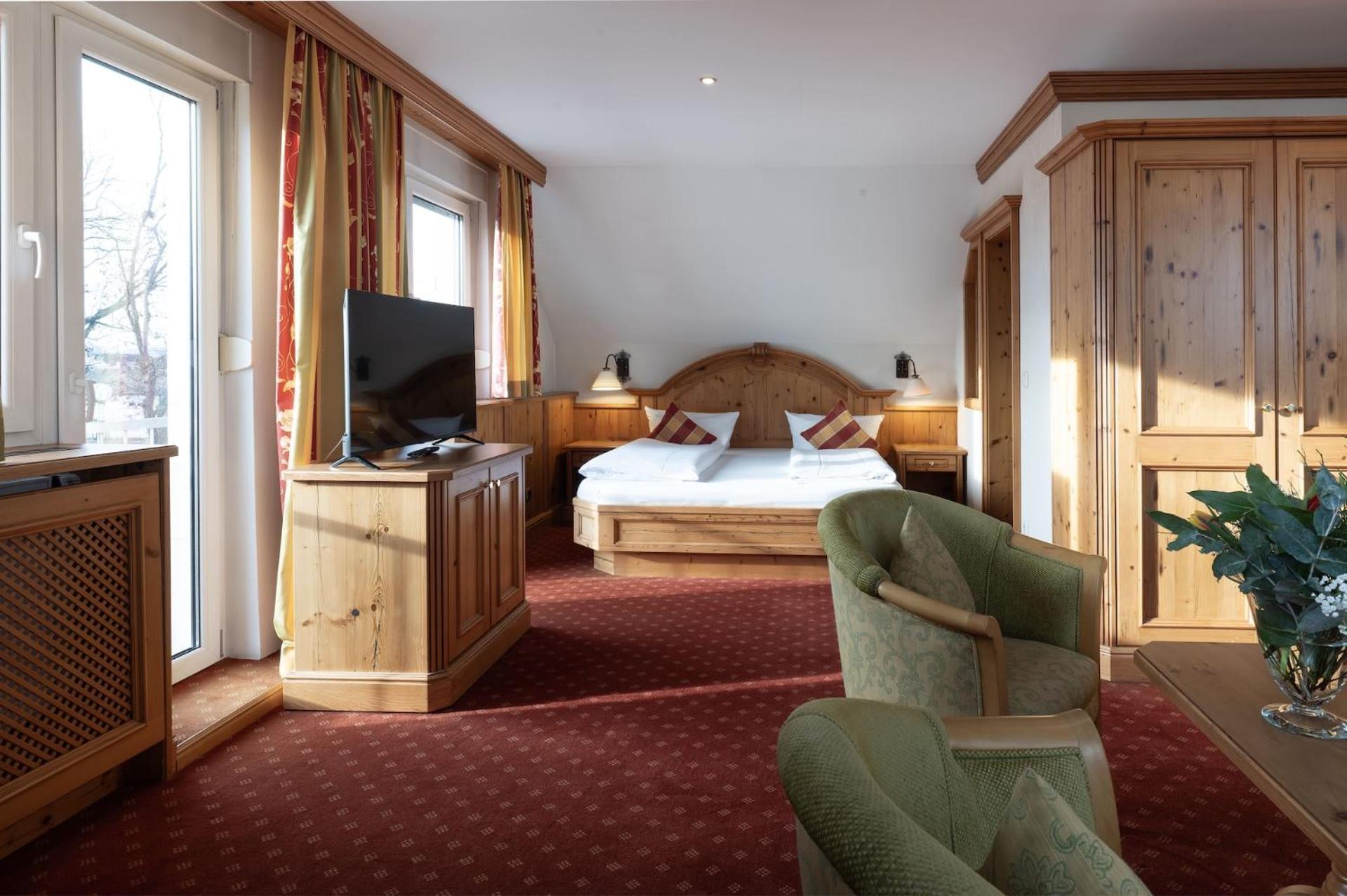 Landhotel 3Kronen Adelsdorf Kültér fotó